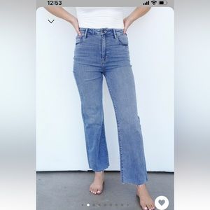 Brand new CJLA Laurels